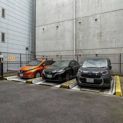 新横浜シティハイツ壱番館の建物・共用部写真