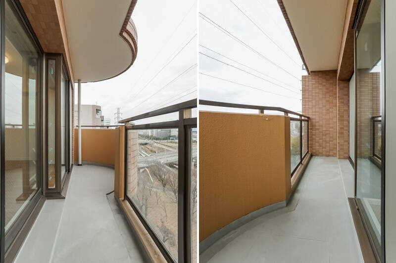 カーブしたバルコニーの形状が面白いですね。奥行きもしっかりとあります。