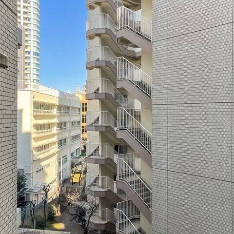 グローリア初穂御殿山の室内写真