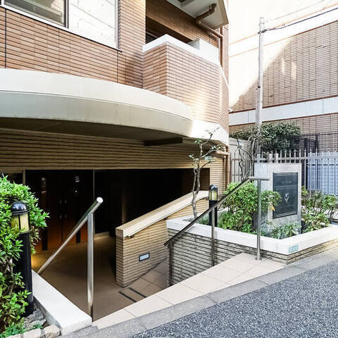 ミオカステーロ目黒都立大IIの建物・共用部写真