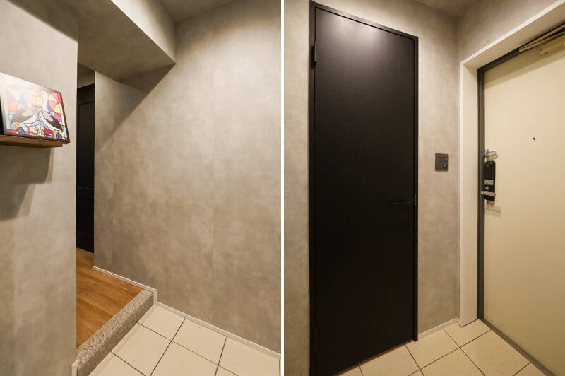 もちろん玄関もモノトーン。黒い建具の奥は、シューズインクローゼット（SIC）になっています。