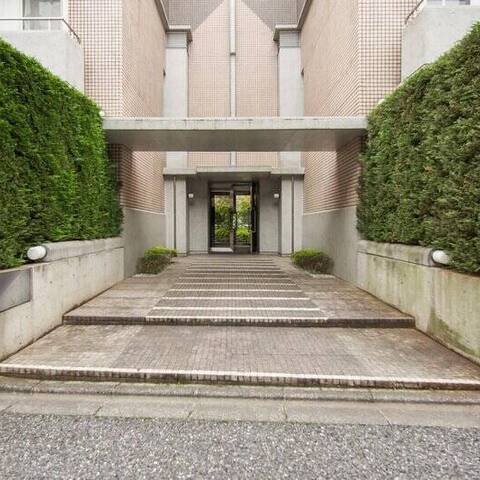 コートハウス駒沢の建物・共用部写真