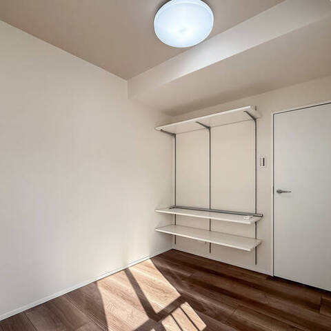 ライオンズマンション緑の室内写真