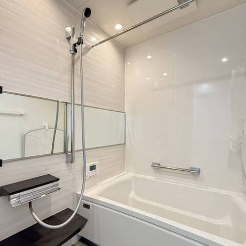 ライオンズマンション緑の室内写真