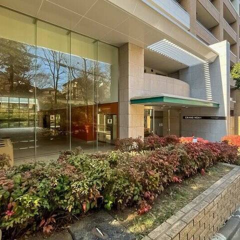 グランノア宮前平マスターズテラスの室内写真