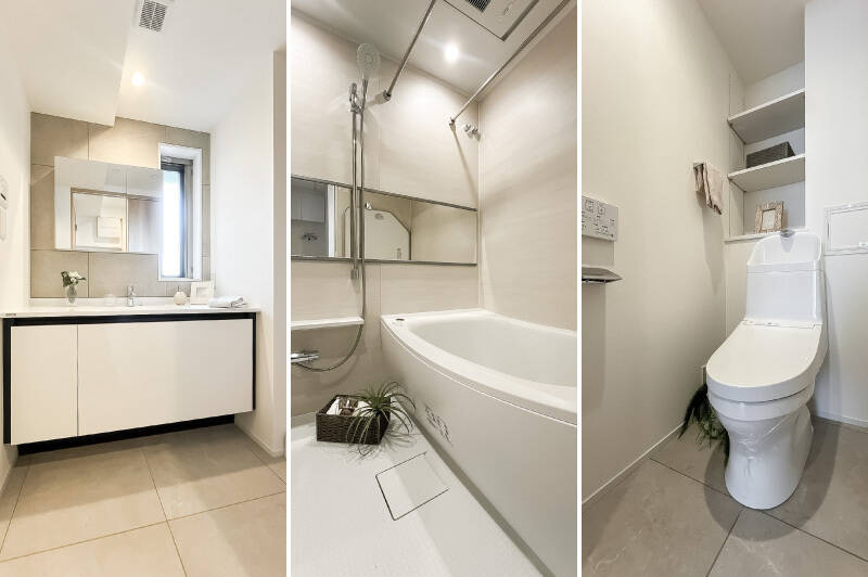 <b>左・</b>洗面室には開閉可能な窓があり、自然光と風が心地よく入ってきます。／<b>中央・</b>浴室乾燥機付きのユニットバス。1317サイズです。／<b>右・</b>トイレには廊下からアクセスする間取り。