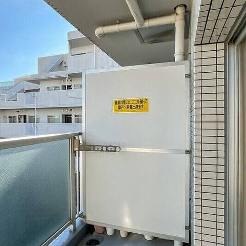 東建ニューハイツ成増の室内写真