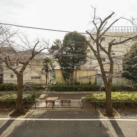 下馬スカイマンションの眺望・バルコニー写真