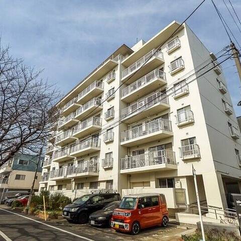 下馬スカイマンションの建物・共用部写真