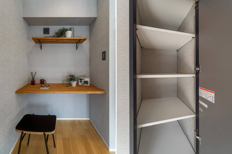 <b>左・</b>LDKの一角には造り付けのデスクカウンターが用意され、PC作業などにちょうどいいスペースとなっています。／<b>右・</b>こちらは、ディスプレイのダイニングテーブル付近にある奥行きたっぷりの物入れ。Lサイズのピザを隠しておけそうな深さです！