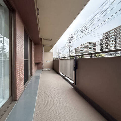 ビューネ蓮根城北公園の室内写真