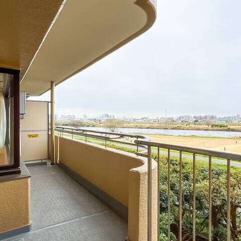 多摩川ハイム3号棟の眺望・バルコニー写真