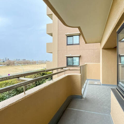 多摩川ハイム3号棟の眺望・バルコニー写真