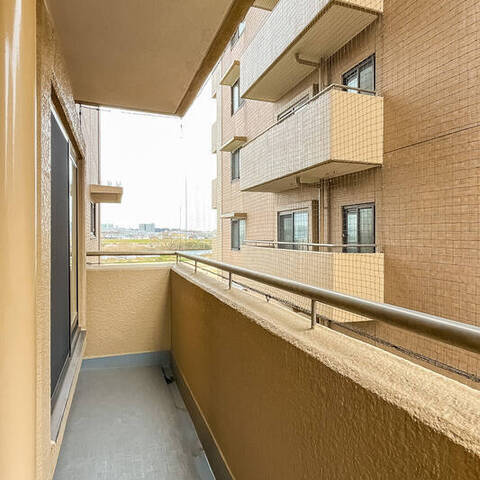 多摩川ハイム3号棟の眺望・バルコニー写真