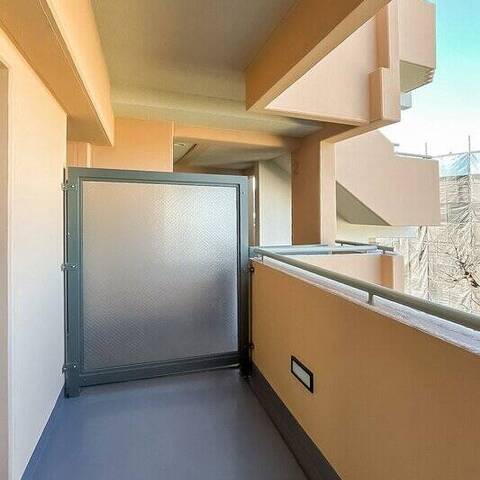 メゾンモンティチェロ弦巻の室内写真