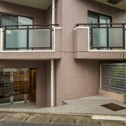 ファミール鷺沼の建物・共用部写真