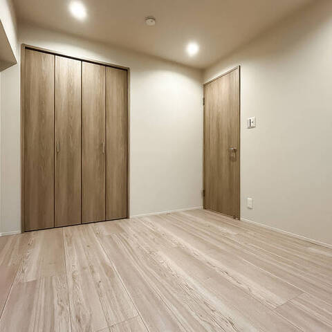 南平台マンションの室内写真