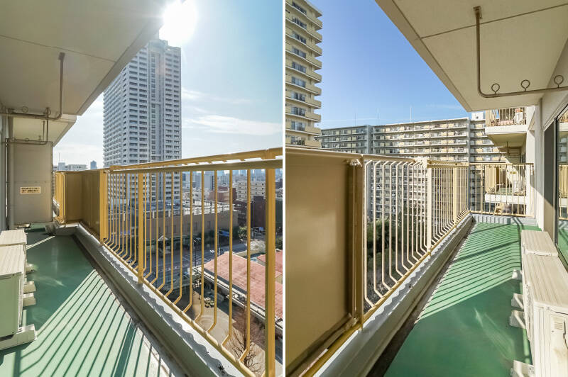 バルコニーは物干し金具付きです。