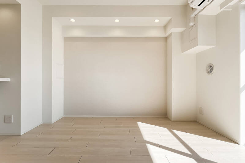 リビングダイニング（LD）の天井は段々になっていて個性的。