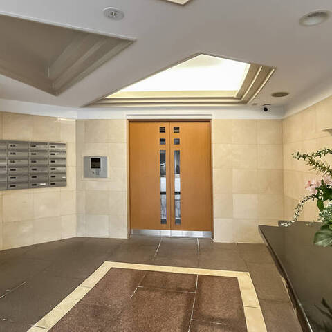 コートヤード祐天寺の建物・共用部写真