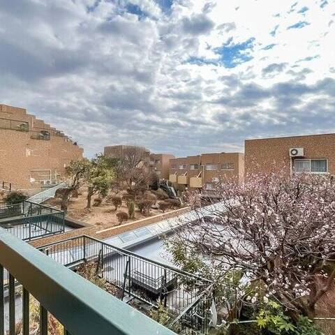 インペリアル菊名の眺望・バルコニー写真