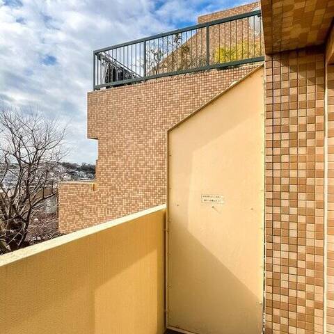 インペリアル菊名の眺望・バルコニー写真