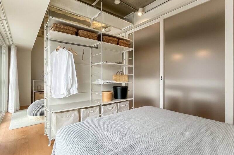 洋室Aは間仕切り収納によって、空間をやわらかくゾーニングしています。