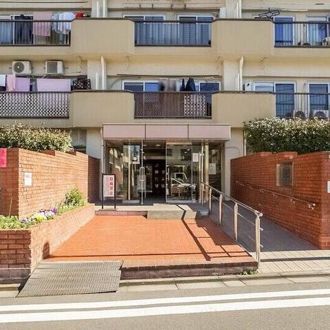 ライオンズマンション三宿の建物・共用部写真