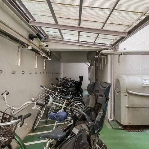 初台ハイホームの建物・共用部写真