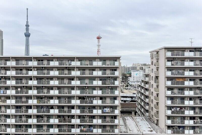 北側の窓からは「東京スカイツリー」の上半身が見えます！