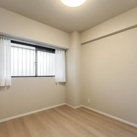 ライオンズマンション三ツ沢公園の室内写真