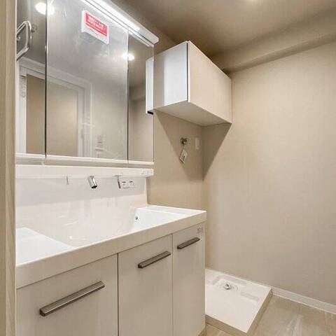 ライオンズマンション三ツ沢公園の室内写真