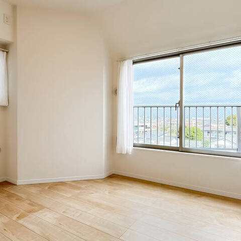 グランシティ武蔵関の室内写真