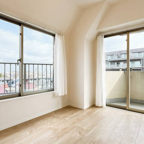 グランシティ武蔵関の室内写真