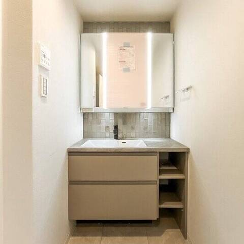 グランシティルロワイヤル久が原の室内写真