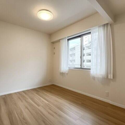 ドレッセ荏田北フォーネの室内写真