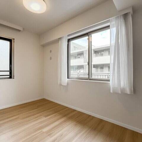 ドレッセ荏田北フォーネの室内写真