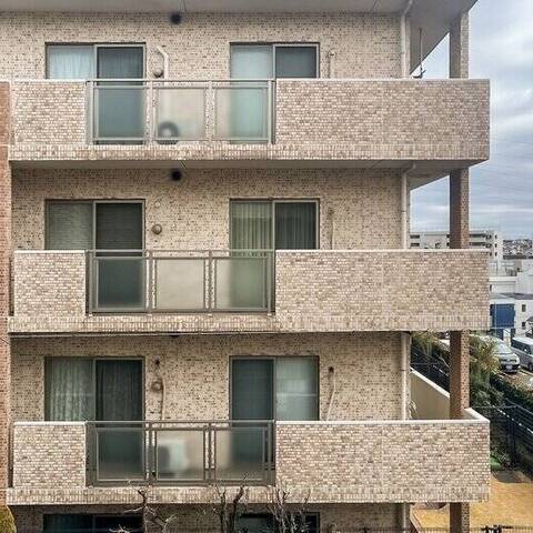 ドレッセ荏田北フォーネの室内写真