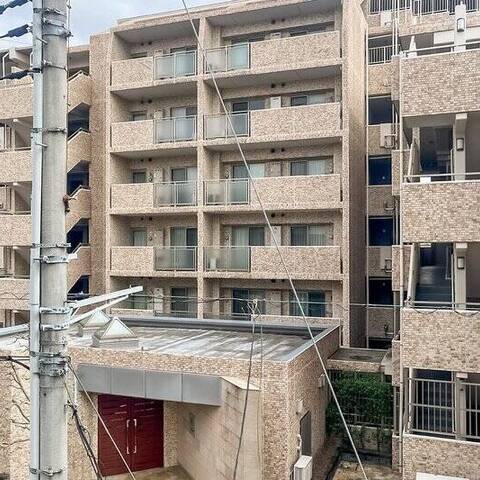 ドレッセ荏田北フォーネの室内写真