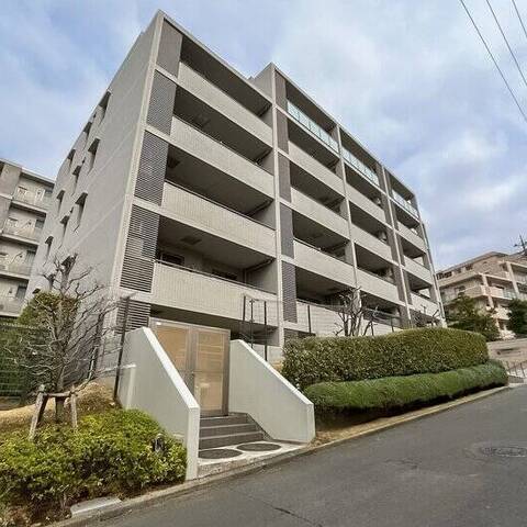 ドレッセ荏田北フォーネの室内写真