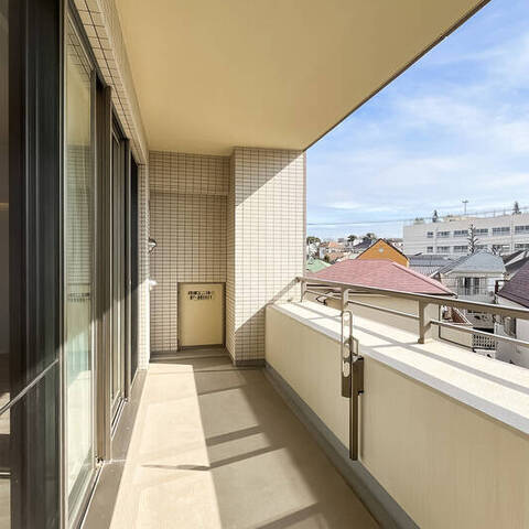 マスターテラス中野平和の森公園の室内写真