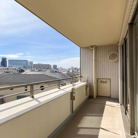 マスターテラス中野平和の森公園の室内写真