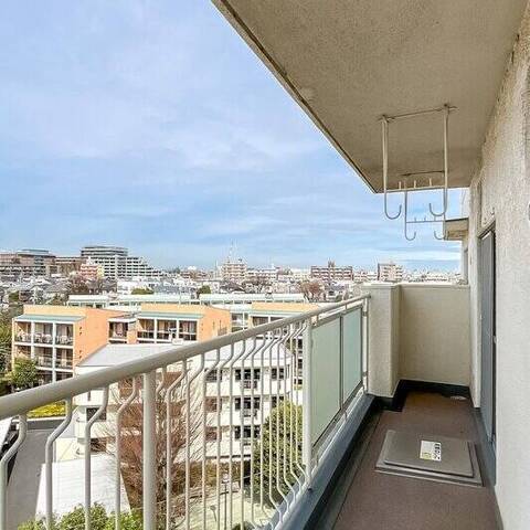 三井馬事公苑南ハイツの眺望・バルコニー写真