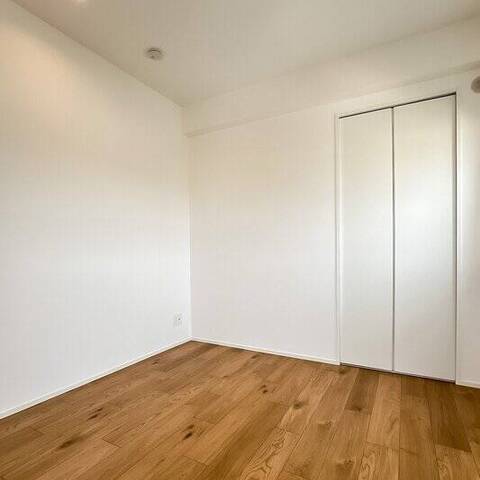 三井馬事公苑南ハイツの室内写真