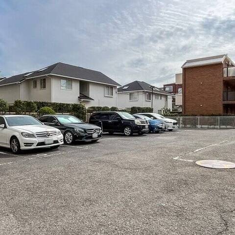 三井馬事公苑南ハイツの建物・共用部写真