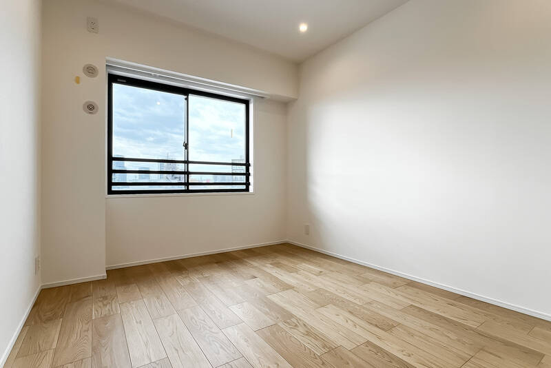 3つの中でもっとも広く、こちらも同じく南西向きです。