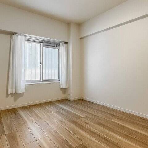 インペリアル東白楽ガーデンハウスの室内写真