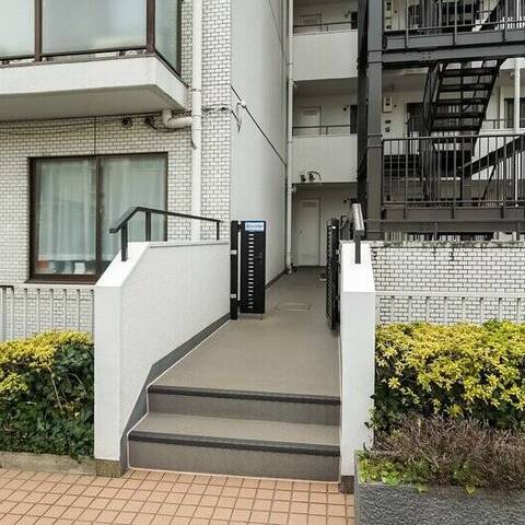 クレール弦巻の建物・共用部写真