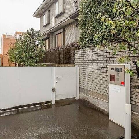 ガーデンコート成城 UNITED CUBESの建物・共用部写真