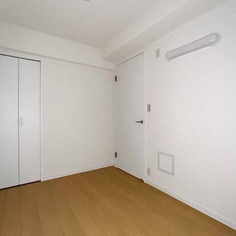 朝日シティパリオ鶴見岸谷の室内写真